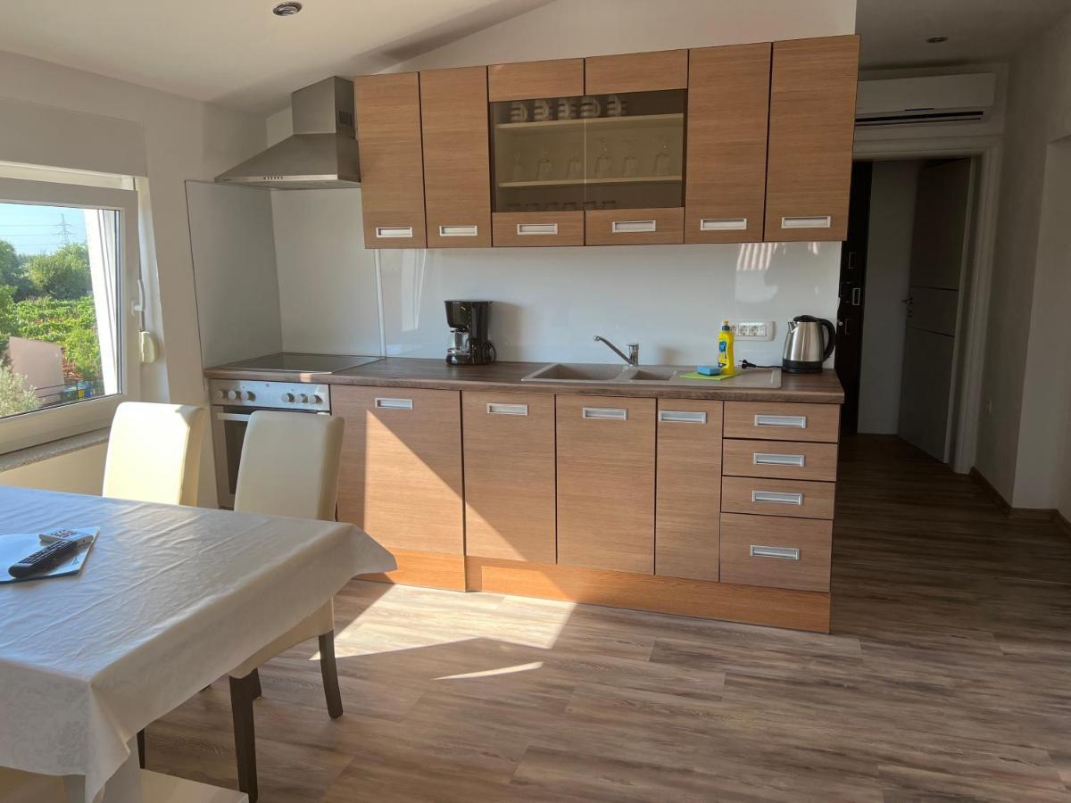 Apartments Ban Galižana 外观 照片