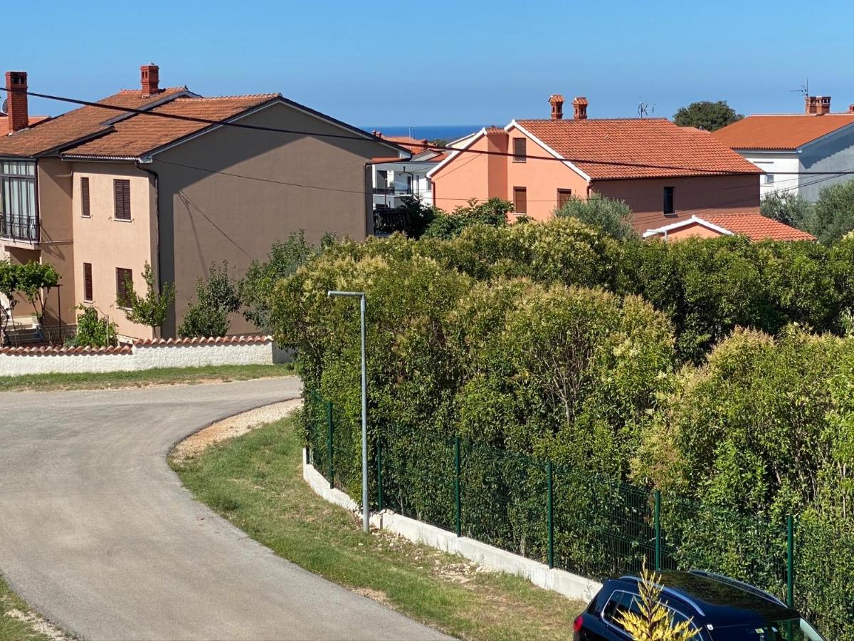 Apartments Ban Galižana 外观 照片