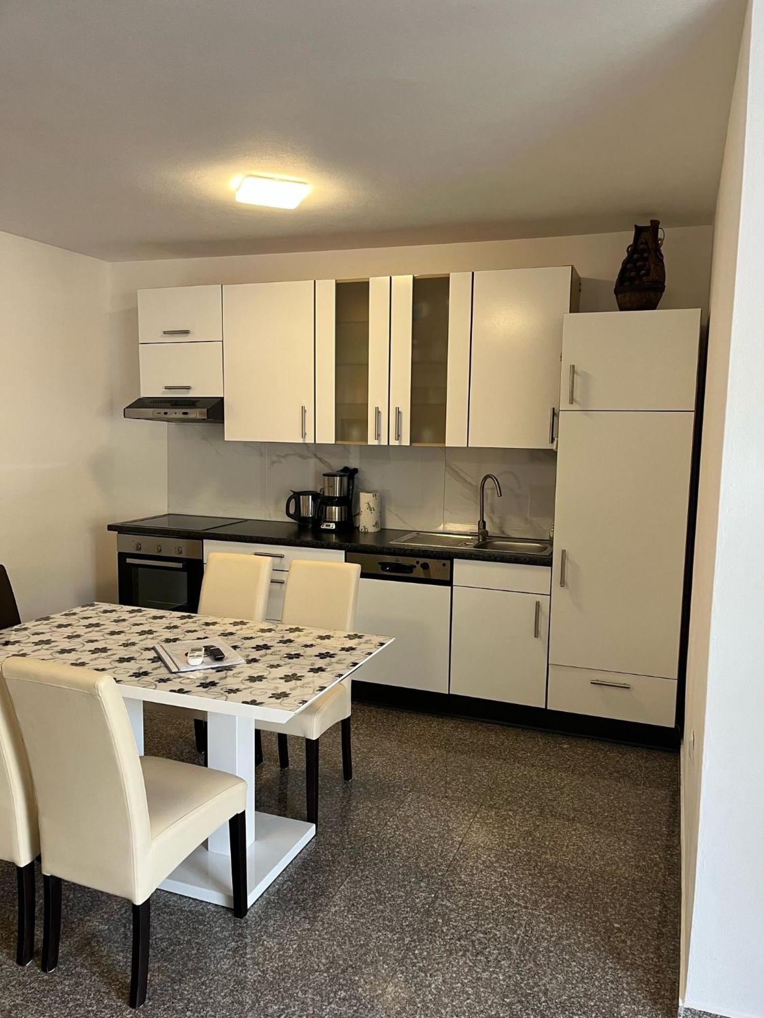 Apartments Ban Galižana 外观 照片